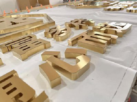 泰顺拉丝不锈钢字的特点。